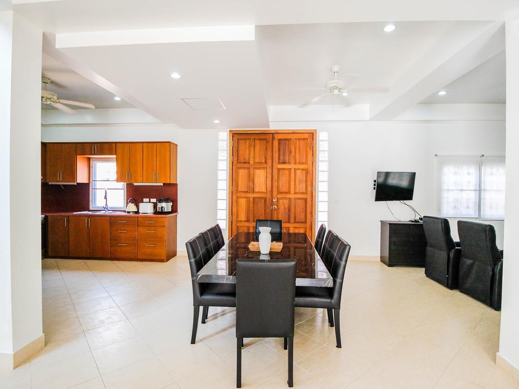 Naklua Pool Villa By Pattaya Sunny Rentals מראה חיצוני תמונה